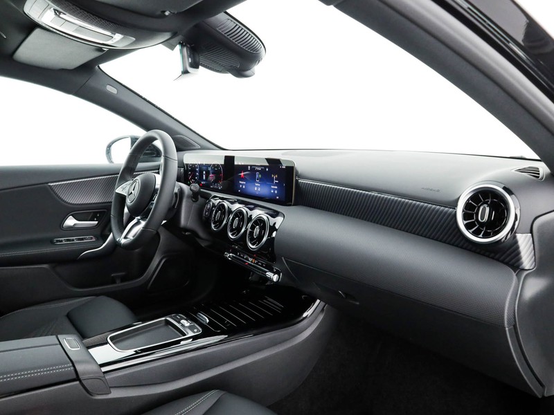 Mercedes Classe A 180 progressive extra auto benzina nero