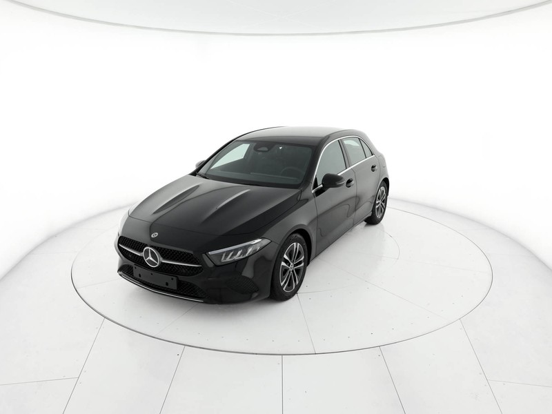 Mercedes Classe A 180 progressive extra auto benzina nero