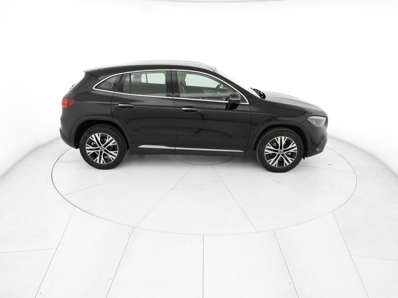 Mercedes GLA 200 d progressive advanced plus auto diesel nero