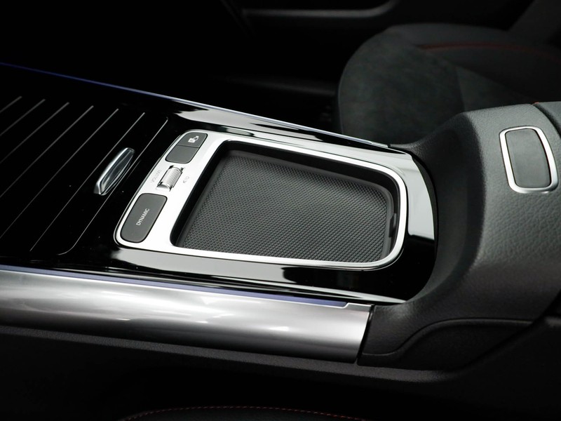 Mercedes GLA 200 d amg line extra auto diesel nero