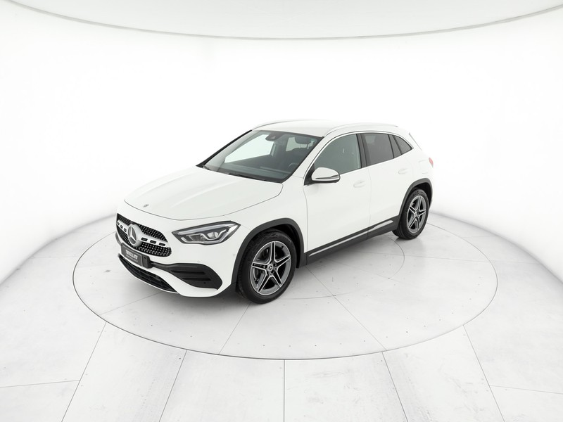 Mercedes GLA - foto 2