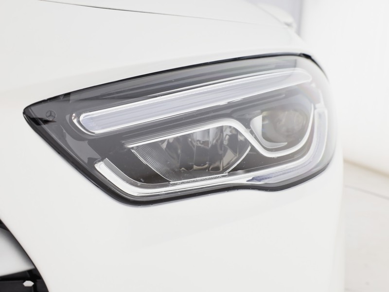 Mercedes GLA 180 premium auto benzina bianco