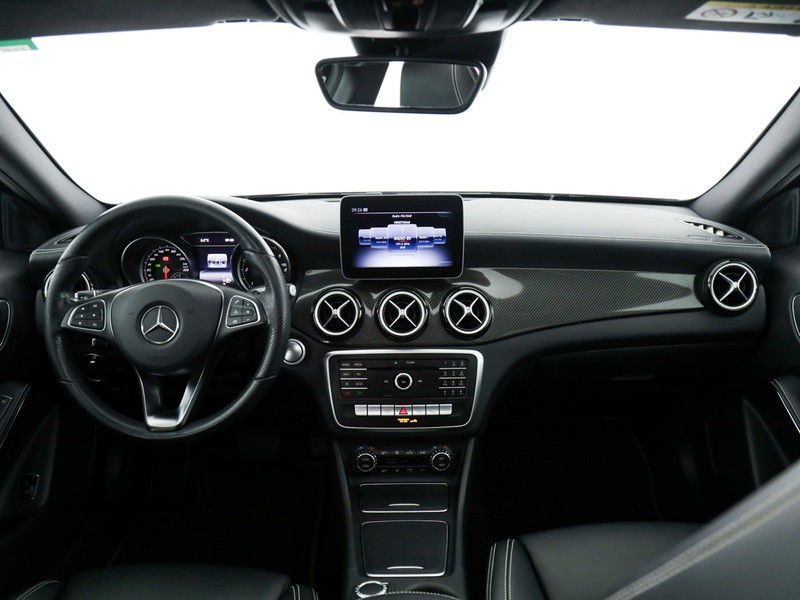 Mercedes GLA 200 d night edition 4matic auto diesel nero