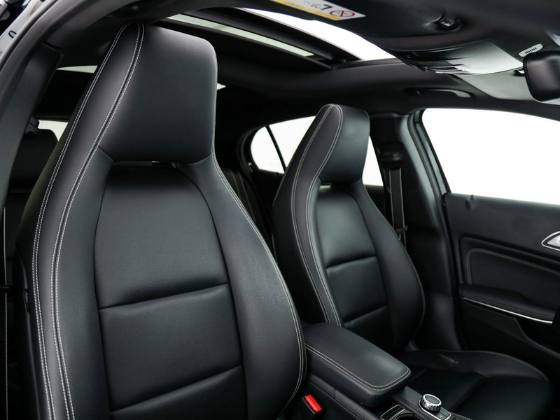 Mercedes GLA 200 d night edition 4matic auto diesel nero