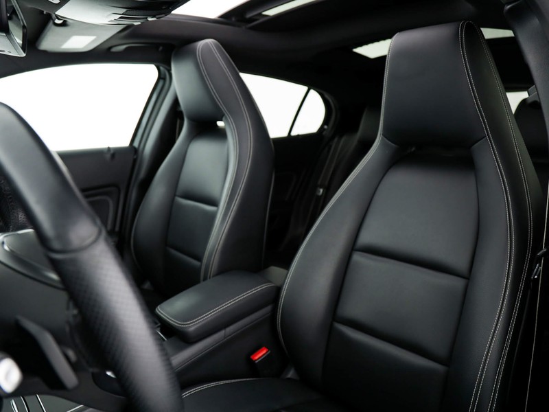 Mercedes GLA 200 d night edition 4matic auto diesel nero