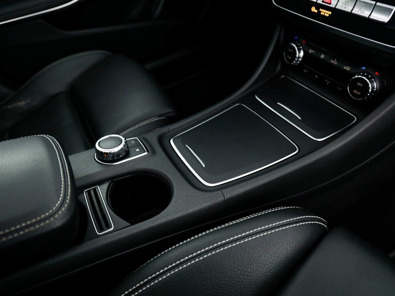 Mercedes GLA 200 d night edition 4matic auto diesel nero