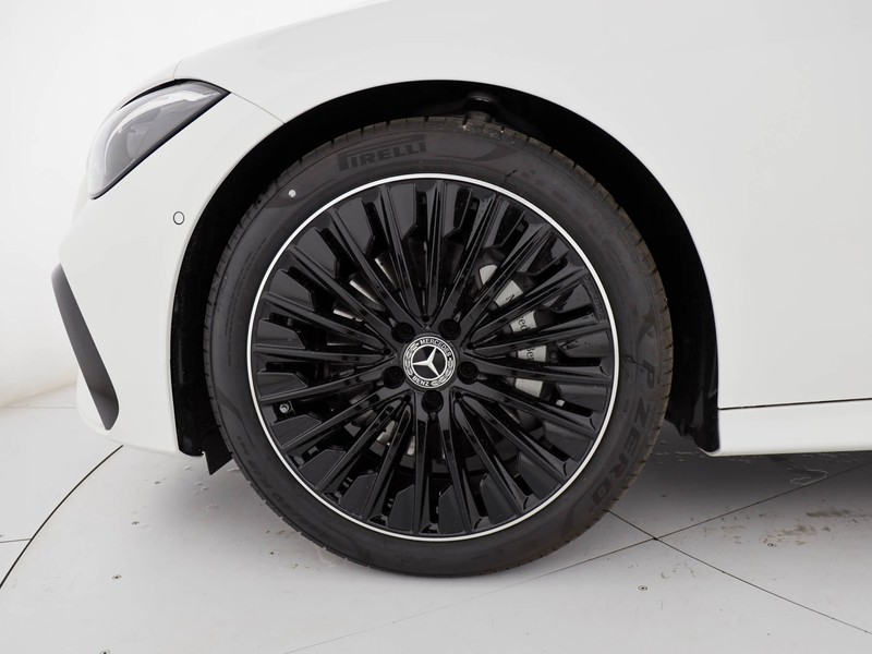 Mercedes CLE coupe 300 amg line advanced 4matic auto ibrido bianco