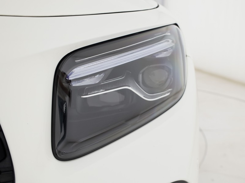 Mercedes GLB 200 d amg line advanced plus auto diesel bianco