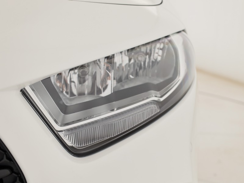 Mercedes Classe A 180 executive auto ibrido bianco