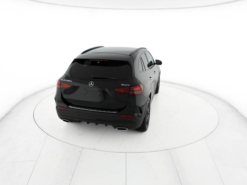 Mercedes GLA 200 d Automatic 4MATIC diesel nero