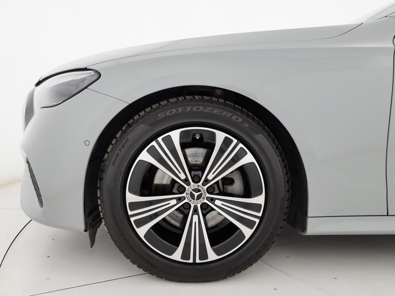 Mercedes Classe E SW sw 220 d amg line premium 4matic auto diesel grigio