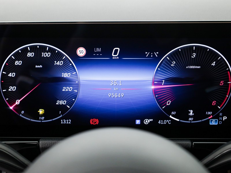 Mercedes GLA 180 d amg line advanced plus auto diesel nero