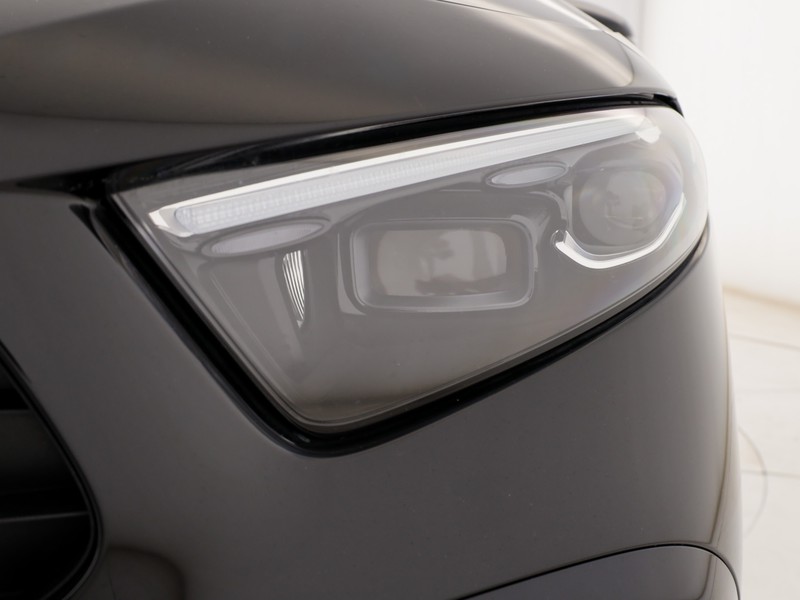 AMG Classe A a amg 35 amg line premium 4matic auto ibrido nero