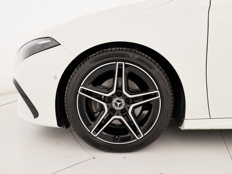 Mercedes Classe A 180 d amg line advanced plus digital edition auto diesel bianco
