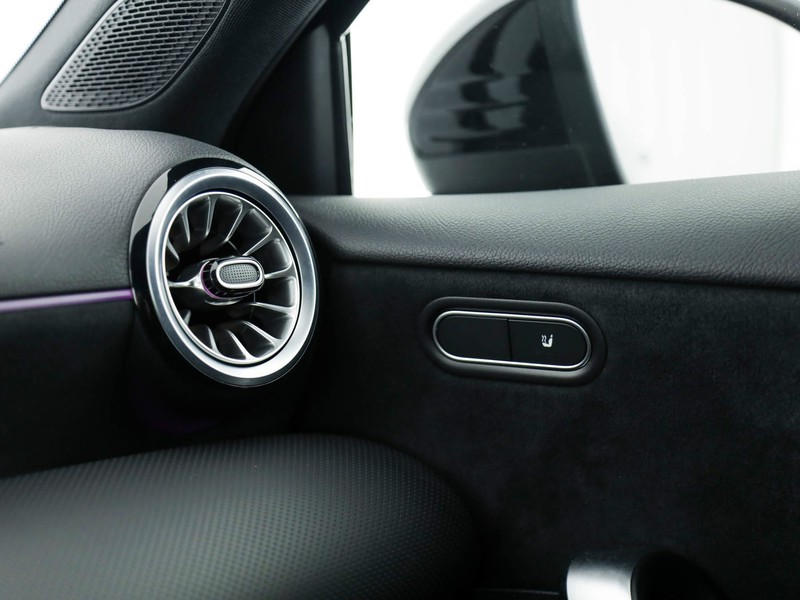 Mercedes Classe A 180 amg line advanced plus auto ibrido nero