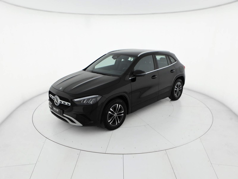 Mercedes GLA 180 d executive auto diesel 