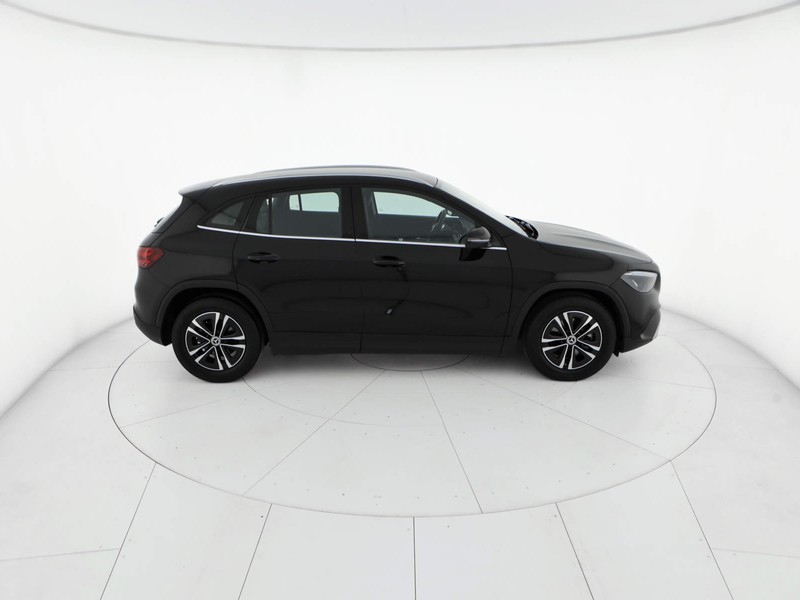 Mercedes GLA 180 d executive auto diesel 