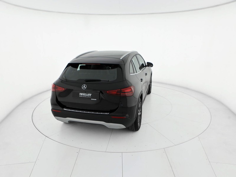 Mercedes GLA 180 d executive auto diesel 