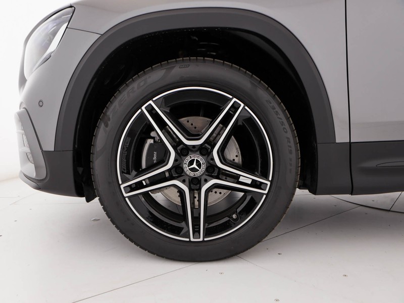 Mercedes GLB 200 d AMG Line Advanced Plus auto diesel grigio