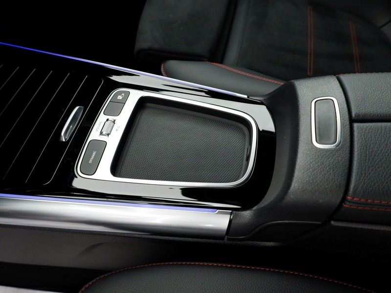 AMG GLA amg 35 amg line premium 4matic auto ibrido nero