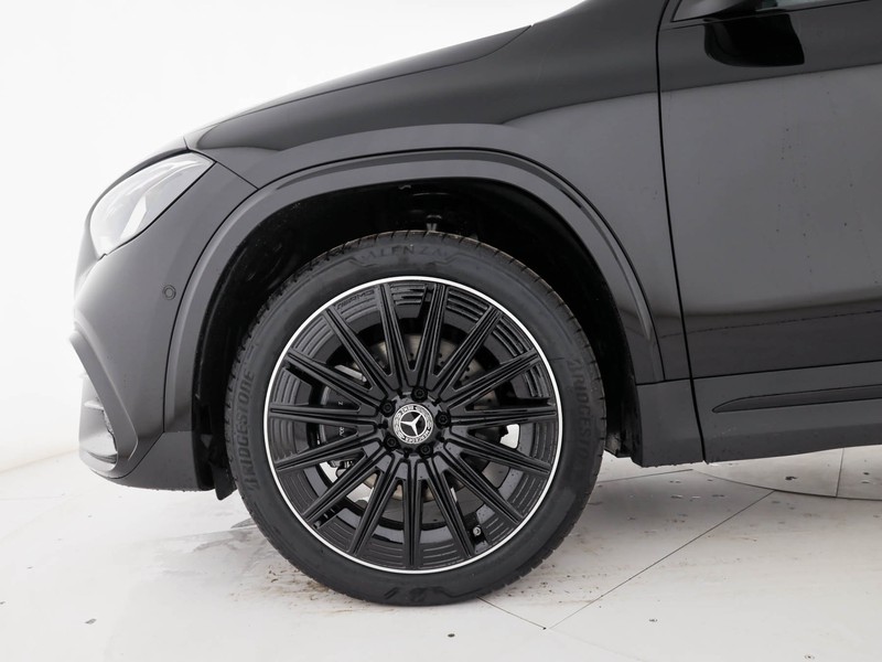 Mercedes GLA 250 e Plug-in hybrid  nero
