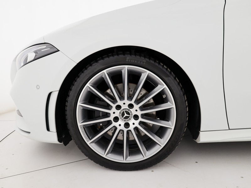 Mercedes Classe A 220 premium auto benzina bianco