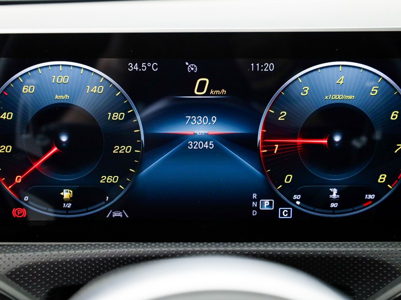 Mercedes Classe A 220 premium auto benzina bianco