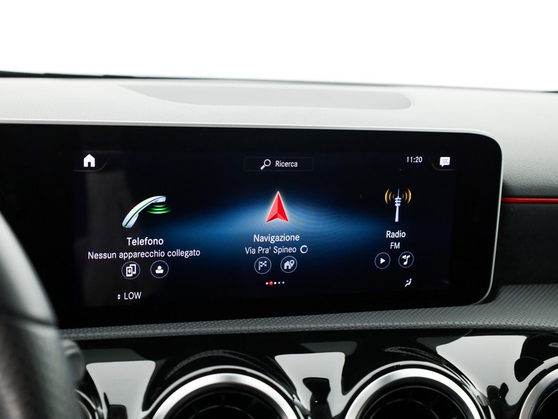 Mercedes Classe A 220 premium auto benzina bianco