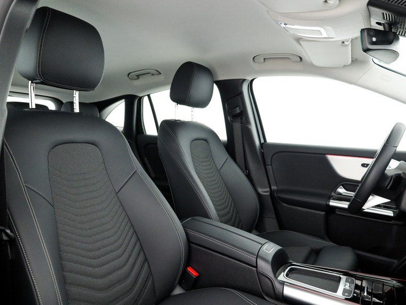 Mercedes GLA 200 d progressive advanced plus auto diesel nero