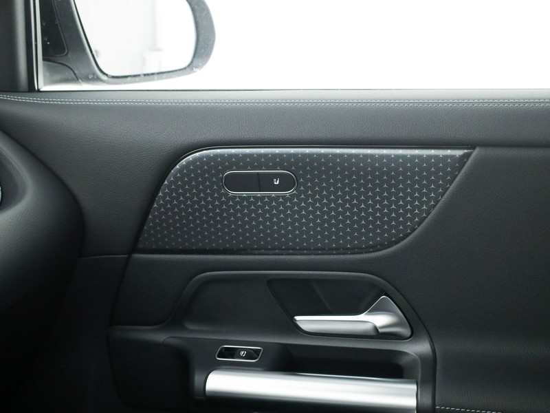 Mercedes GLA 180 Automatic benzina nero