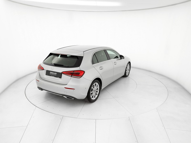 Mercedes Classe A 180 d executive auto diesel argento