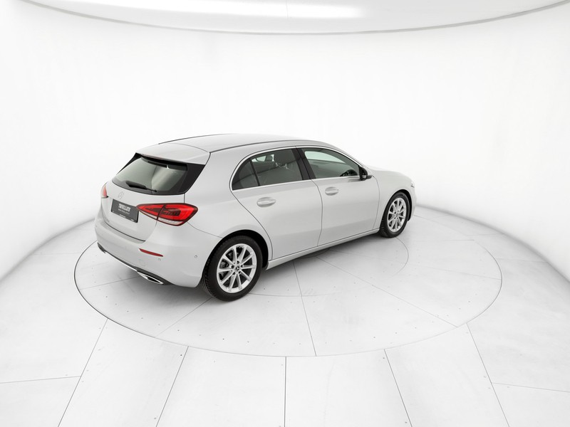 Mercedes Classe A 180 d executive auto diesel argento