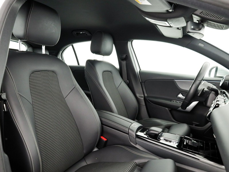 Mercedes Classe A 180 d executive auto diesel argento