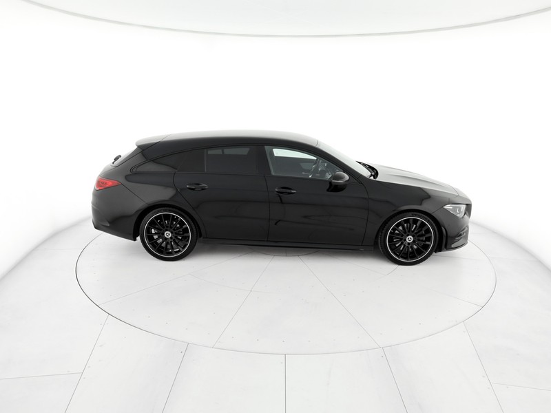 Mercedes CLA Shooting Brake  200 d premium auto diesel nero