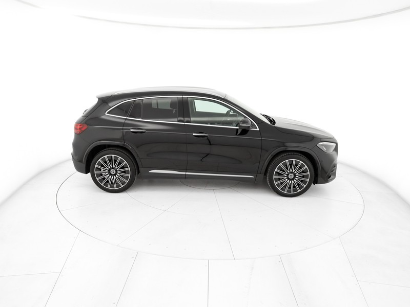 Mercedes GLA 200 d amg line advanced plus auto diesel nero