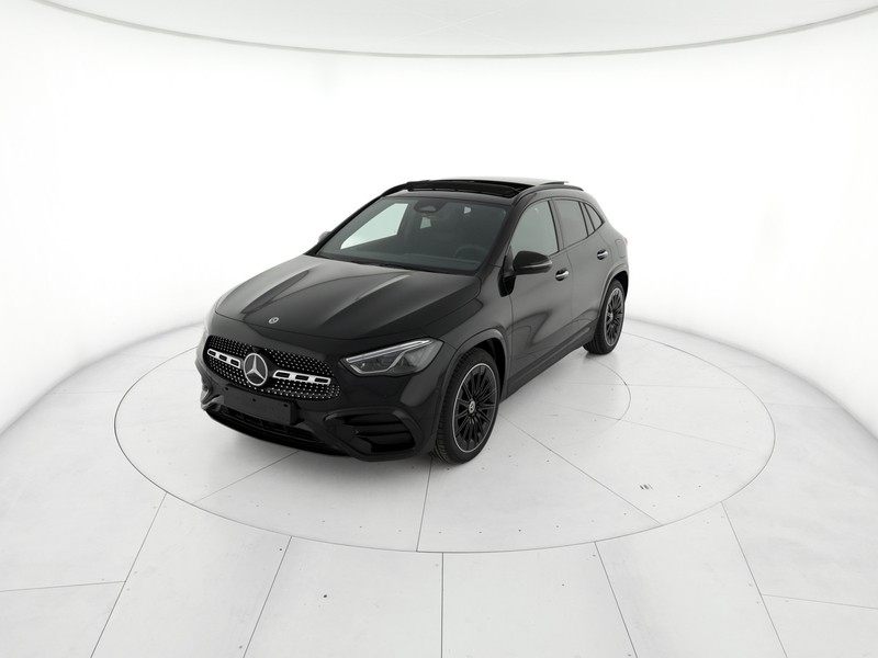 Mercedes GLA 200 d automatic diesel nero