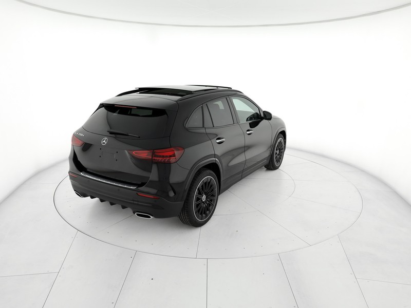 Mercedes GLA 200 d automatic diesel nero