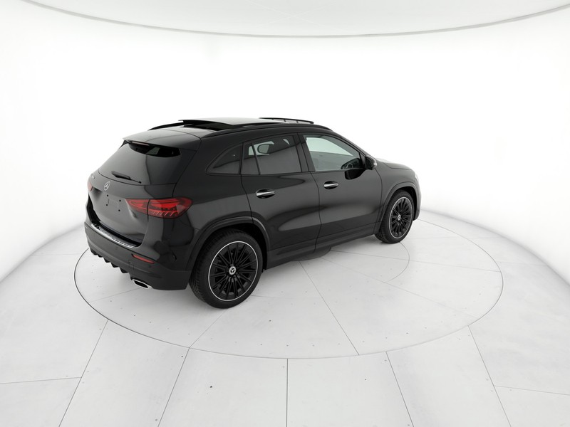 Mercedes GLA 200 d automatic diesel nero