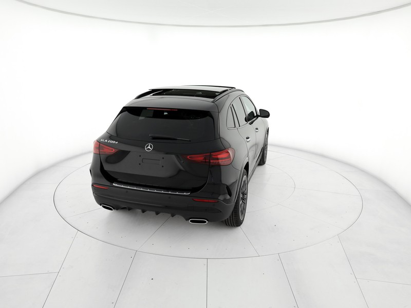 Mercedes GLA 200 d automatic diesel nero