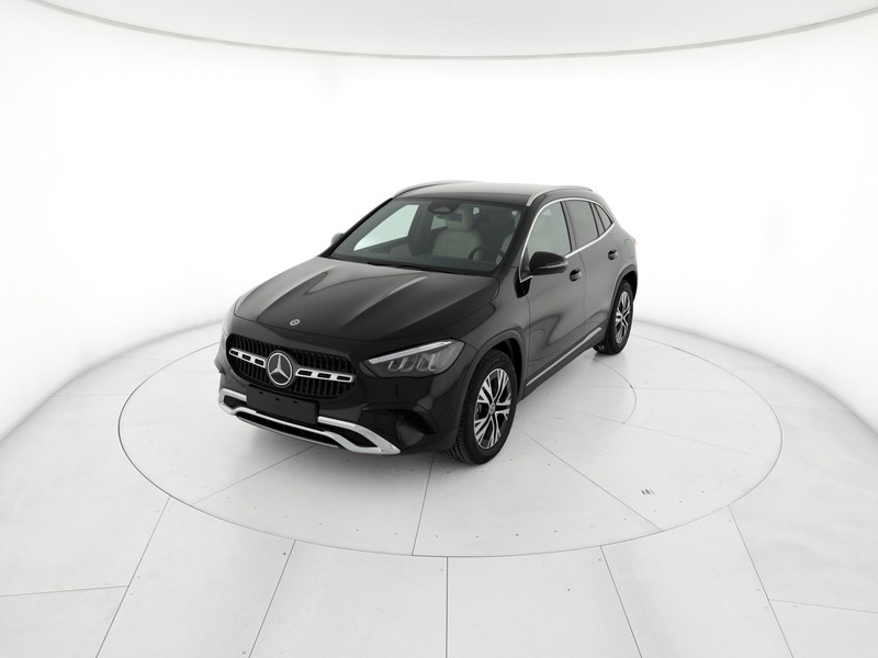 Mercedes GLA 200 d automatic diesel nero