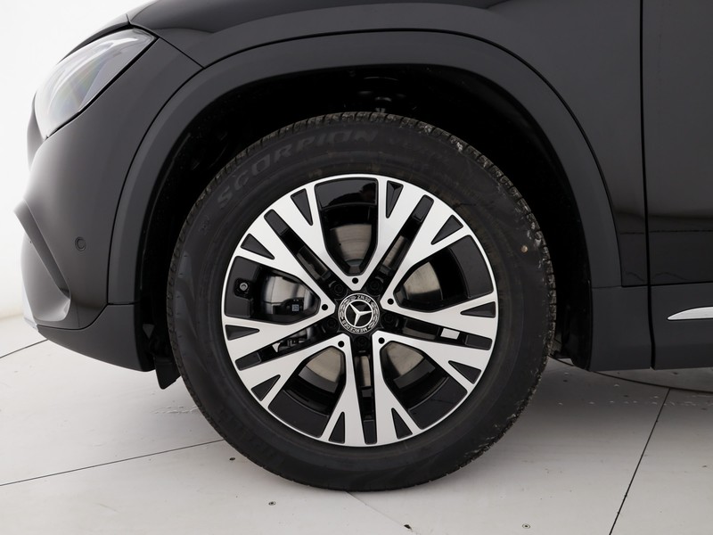 Mercedes GLA 200 d automatic diesel nero