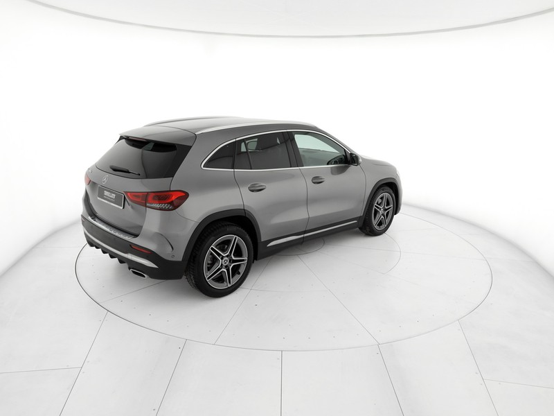Mercedes GLA 180 d premium auto diesel nero