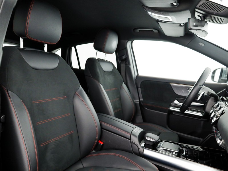 Mercedes GLA 180 d premium auto diesel nero
