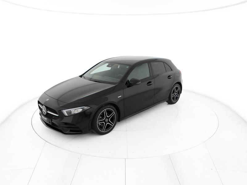 Mercedes Classe A 180 d premium night edition auto diesel nero
