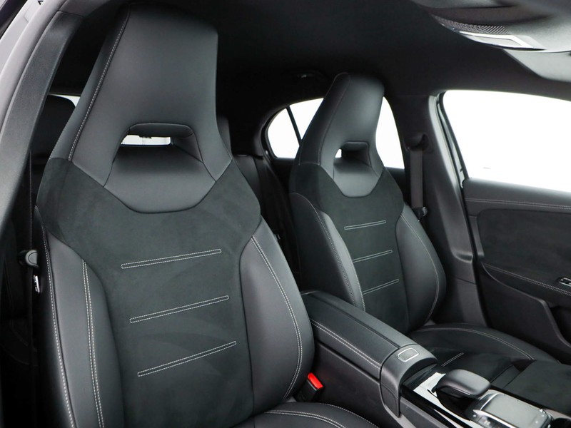 Mercedes Classe A 180 d premium night edition auto diesel nero
