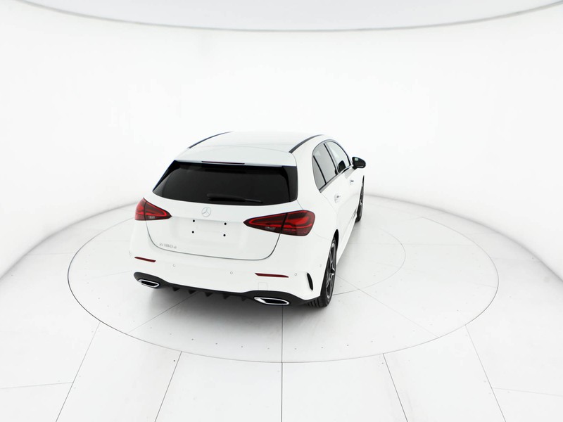 Mercedes Classe A 180 d amg line extra auto diesel bianco