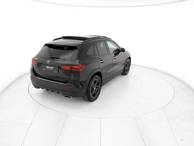 Mercedes GLA 180 d amg line advanced plus auto diesel nero