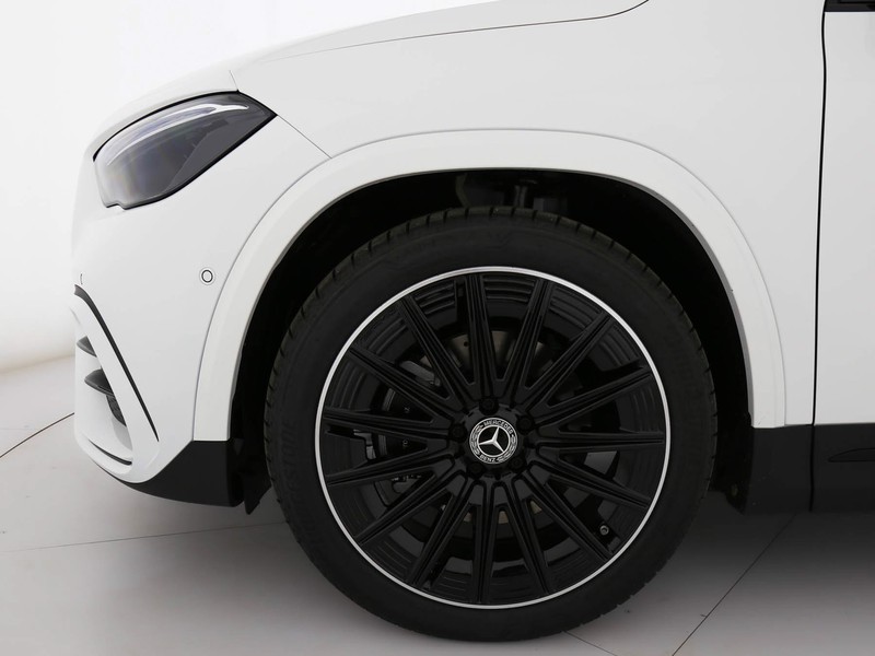 Mercedes GLA 200 d amg line advanced plus auto diesel bianco
