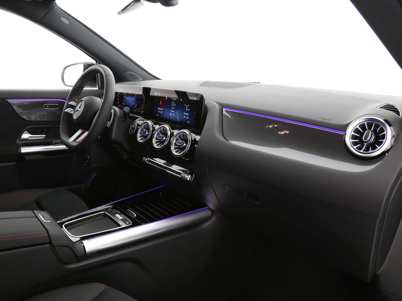 Mercedes GLA 200 d amg line advanced plus auto diesel bianco