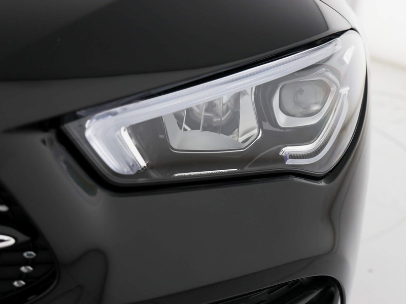 Mercedes CLA Shooting Brake  200 d premium 4matic auto diesel nero